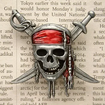 Legenda Caribbean Pirate Kapitan Jack Sparrow Czaszka Ikonę Metalowa Broszka Agrafka Motocykl Punk Czapki Odzież Kurtka Dekoracji