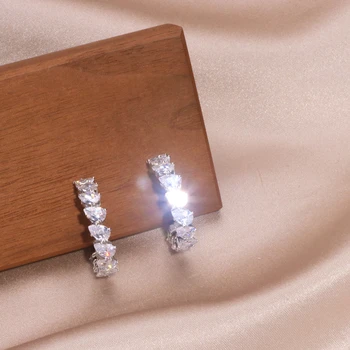 Wysokiej jakości elegancki koreański C forma kolczyki pręta błyszczące AAA+ cyrkonia Kryształ Hoop kolczyki dla kobiet dekoracje ślubne