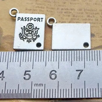 100pcs paszport zawieszenia 18mm x 15mm DIY biżuteria robi wisiorek antyczne kolor srebrny