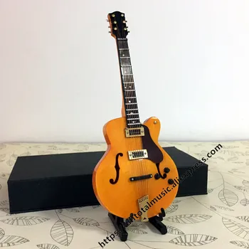 Dh miniaturowy model gitary replika z podstawą i pokrywą akcesoria dla lalek mini instrument muzyczny ozdoby świąteczne prezenty