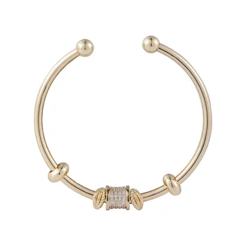 Francuski elegancki błyszczący kamień CZ mosiądz złote bransoletki dla kobiet Panie geometryczny krzyż regulowany odkryty bransoletka partii biżuterii