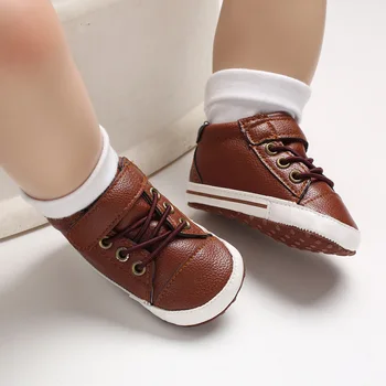 Nowa moda buty Dziecięce dla chłopców pierwsze chodziki sztuczna skóra miękkie dno Prewalker casual kochanie oddychające buty dla niemowląt małych dzieci buty